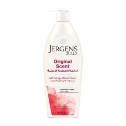 Jergens Daily Moisture Hydrating & Smoothening Lotion with Cherry Almond Essence for Dry Skin Moisturizer